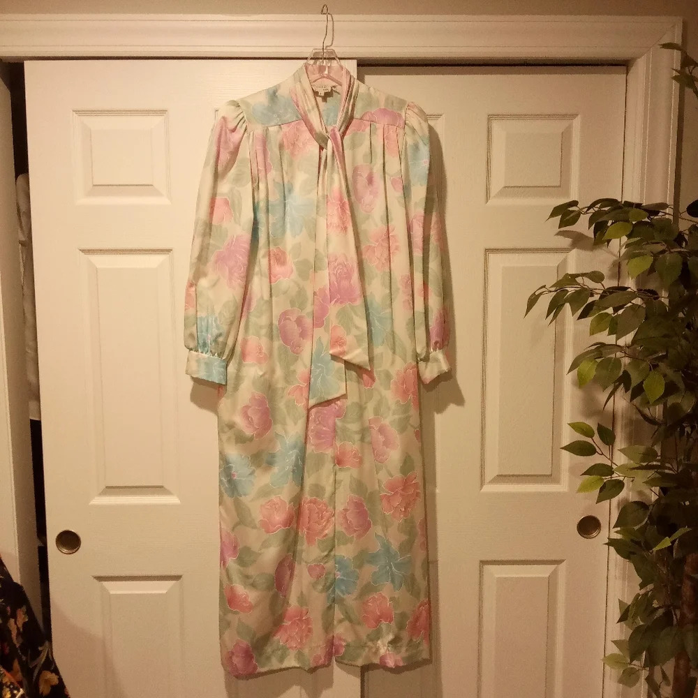 Christian Dior Loungewear Vintage Silk Flower Long Nightgown Pajamas Robe Y2K, L